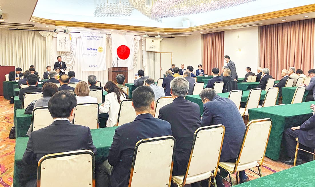 例会風景